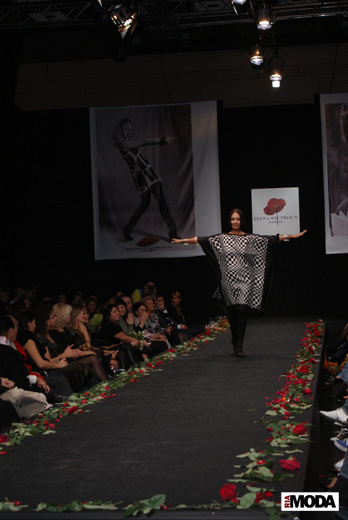 20091019 Russian fashion week. Совместный показ коллекции КО Султаны Французовой и коллекции Елены Супрун (Весна-лето/2010). Фотография Валентины Кузнецовой, ИА «РИА МОДА»