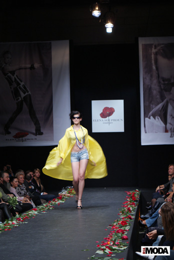 20091019 Russian fashion week. Совместный показ коллекции КО Султаны Французовой и коллекции Елены Супрун (Весна-лето/2010). Фотография Валентины Кузнецовой, ИА «РИА МОДА»