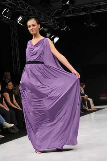 20090907 CPM. Показы молодых отечественных и зарубежных дизайнеров. Фотография Дэниела Андерсона, ИА «РИА МОДА».